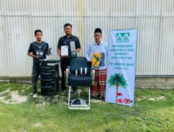 Dukung Ekonomi Kelompok Nelayan, PT Musim Mas Salurkan Bantuan Kerambah Ikan Ke Desa Kesuma