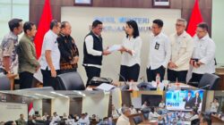 Guna Sinergikan Pembangunan Pusat dan Daerah Bupati Pelalawan Langsung Temui Wamen PU