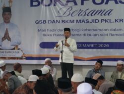 Wabup Pelalawan H. Husni Tamrin Gelar Buka Puasa Bersama GSB dan BKM Masjid Pkl. Kerinci