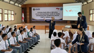 Mahasiswa Farmasi UMRI Sosialisasikan Bela Negara kepada Siswa SMA Negeri 5 Pekanbaru