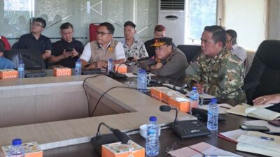 Bupati Zukri Pimpin Rapat Dukungan Penanganan Jalan Lintas Bono Ruas Sebekek–Segamai